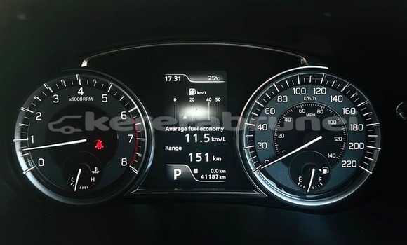 Buy Used Suzuki Vitara Red Car in Bandar Seri Begawan in Brunei-Muara Buy Used Suzuki Vitara Red Car in Bandar Seri Begawan in Brunei-Muara