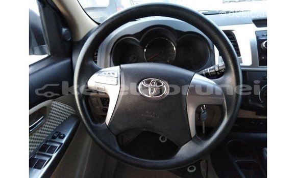 Buy Import Toyota Fortuner White Car in Import - Dubai in Belait Buy Import Toyota Fortuner White Car in Import - Dubai in Belait