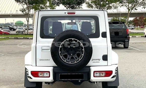 Buy Used Suzuki Jimny White Car in Bandar Seri Begawan in Brunei-Muara Buy Used Suzuki Jimny White Car in Bandar Seri Begawan in Brunei-Muara