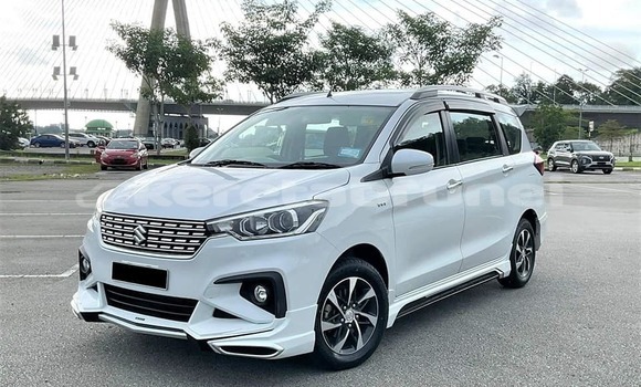 Buy Used Suzuki Ertiga White Car in Bandar Seri Begawan in Brunei-Muara Buy Used Suzuki Ertiga White Car in Bandar Seri Begawan in Brunei-Muara