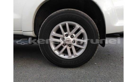 Buy Import Toyota Fortuner White Car in Import - Dubai in Belait Buy Import Toyota Fortuner White Car in Import - Dubai in Belait