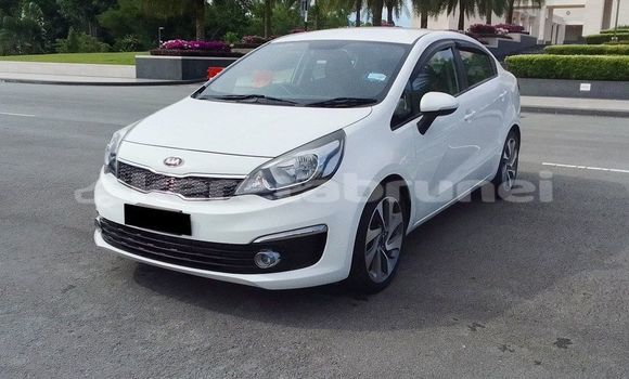 Buy Used Kia Rio White Car in Bandar Seri Begawan in Brunei-Muara Buy Used Kia Rio White Car in Bandar Seri Begawan in Brunei-Muara
