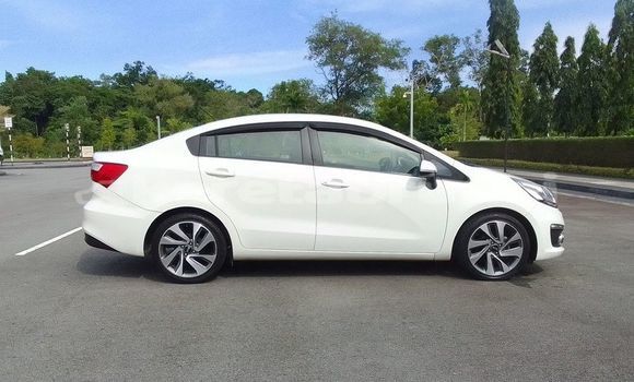Buy Used Kia Rio White Car in Bandar Seri Begawan in Brunei-Muara Buy Used Kia Rio White Car in Bandar Seri Begawan in Brunei-Muara