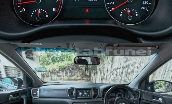 Buy Used Kia Sportage Black Car in Bandar Seri Begawan in Brunei-Muara Buy Used Kia Sportage Black Car in Bandar Seri Begawan in Brunei-Muara