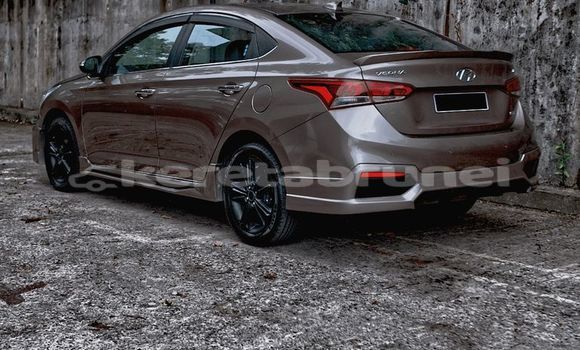 Buy Used Hyundai Verna Other Car in Bandar Seri Begawan in Brunei-Muara Buy Used Hyundai Verna Other Car in Bandar Seri Begawan in Brunei-Muara