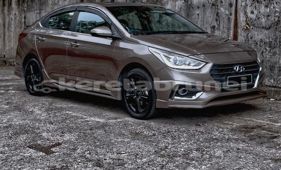 Buy Used Hyundai Verna Other Car in Bandar Seri Begawan in Brunei-Muara Buy Used Hyundai Verna Other Car in Bandar Seri Begawan in Brunei-Muara