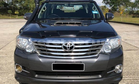 Buy Used Toyota Fortuner Black Car in Bandar Seri Begawan in Brunei-Muara Buy Used Toyota Fortuner Black Car in Bandar Seri Begawan in Brunei-Muara