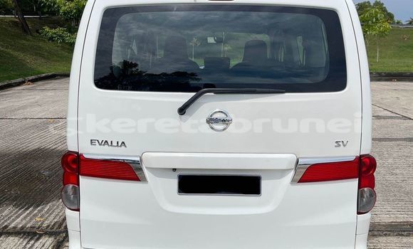 Buy Used Nissan Avenir White Car in Bandar Seri Begawan in Brunei-Muara Buy Used Nissan Avenir White Car in Bandar Seri Begawan in Brunei-Muara