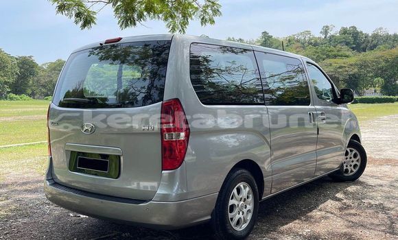 Buy Used Hyundai H1 Other Car in Bandar Seri Begawan in Brunei-Muara Buy Used Hyundai H1 Other Car in Bandar Seri Begawan in Brunei-Muara