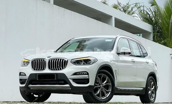 Buy Used BMW X3 White Car in Bandar Seri Begawan in Brunei-Muara Buy Used BMW X3 White Car in Bandar Seri Begawan in Brunei-Muara