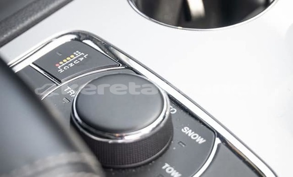 Buy Used Jeep Cherokee Black Car in Bandar Seri Begawan in Brunei-Muara Buy Used Jeep Cherokee Black Car in Bandar Seri Begawan in Brunei-Muara