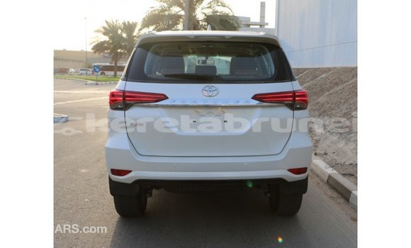 Buy Import Toyota Fortuner Black Car in Import - Dubai in Belait Buy Import Toyota Fortuner Black Car in Import - Dubai in Belait