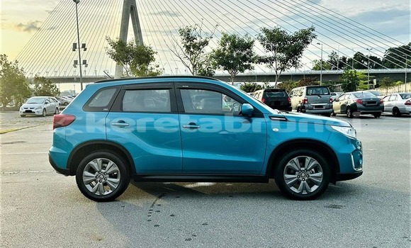 Buy Used Suzuki Vitara Blue Car in Bandar Seri Begawan in Brunei-Muara Buy Used Suzuki Vitara Blue Car in Bandar Seri Begawan in Brunei-Muara