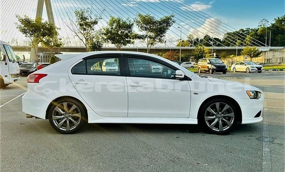 Buy Used Mitsubishi Galant White Car in Bandar Seri Begawan in Brunei-Muara Buy Used Mitsubishi Galant White Car in Bandar Seri Begawan in Brunei-Muara