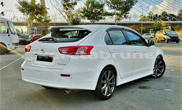 Buy Used Mitsubishi Galant White Car in Bandar Seri Begawan in Brunei-Muara Buy Used Mitsubishi Galant White Car in Bandar Seri Begawan in Brunei-Muara
