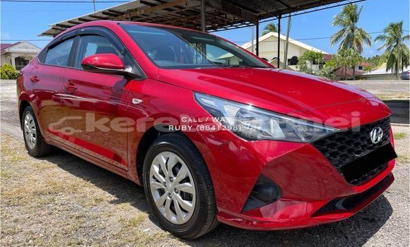 Buy Used Hyundai Verna Red Car in Bandar Seri Begawan in Brunei-Muara Buy Used Hyundai Verna Red Car in Bandar Seri Begawan in Brunei-Muara
