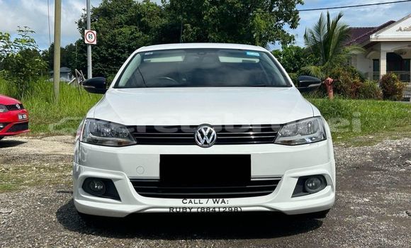 Buy Used Volkswagen Jetta White Car in Bandar Seri Begawan in Brunei-Muara Buy Used Volkswagen Jetta White Car in Bandar Seri Begawan in Brunei-Muara