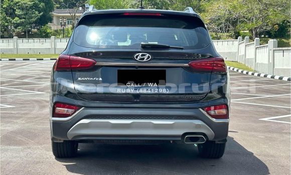 Buy Used Hyundai Santa Fe Black Car in Bandar Seri Begawan in Brunei-Muara Buy Used Hyundai Santa Fe Black Car in Bandar Seri Begawan in Brunei-Muara