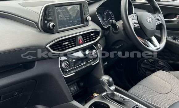 Buy Used Hyundai Santa Fe Black Car in Bandar Seri Begawan in Brunei-Muara Buy Used Hyundai Santa Fe Black Car in Bandar Seri Begawan in Brunei-Muara