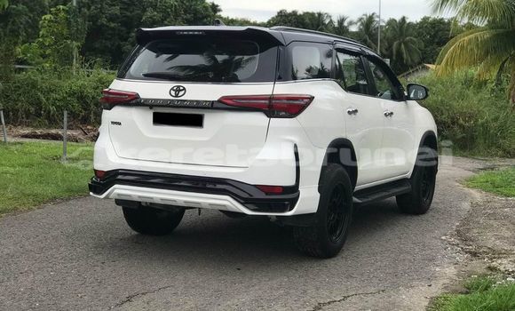 Buy Used Toyota Fortuner White Car in Bandar Seri Begawan in Brunei-Muara Buy Used Toyota Fortuner White Car in Bandar Seri Begawan in Brunei-Muara