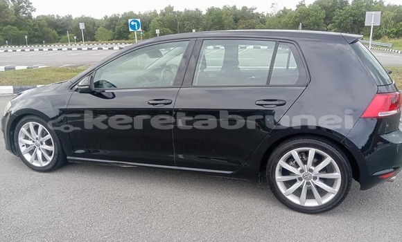 Buy Used Volkswagen Golf Black Car in Bandar Seri Begawan in Brunei-Muara Buy Used Volkswagen Golf Black Car in Bandar Seri Begawan in Brunei-Muara