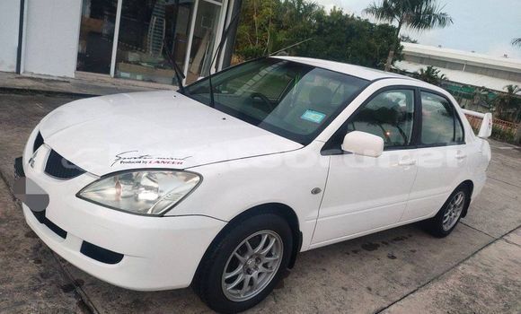 Buy Used Mitsubishi Lancer White Car in Bandar Seri Begawan in Brunei-Muara Buy Used Mitsubishi Lancer White Car in Bandar Seri Begawan in Brunei-Muara