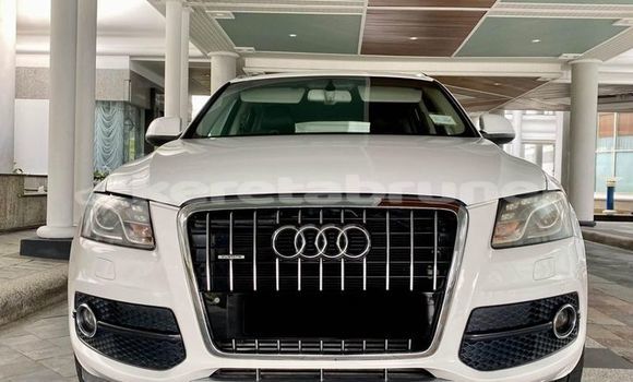 Buy Used Audi Q5 White Car in Bandar Seri Begawan in Brunei-Muara Buy Used Audi Q5 White Car in Bandar Seri Begawan in Brunei-Muara
