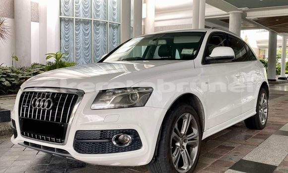 Buy Used Audi Q5 White Car in Bandar Seri Begawan in Brunei-Muara Buy Used Audi Q5 White Car in Bandar Seri Begawan in Brunei-Muara