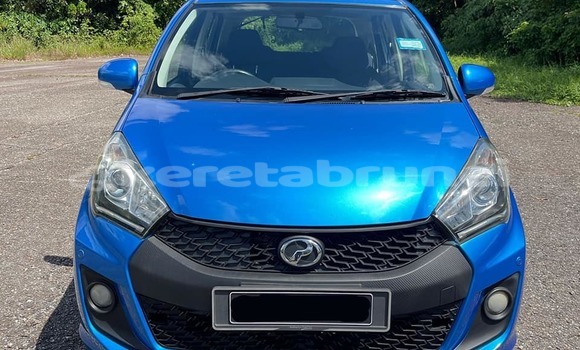 Buy Used Toyota Yaris Blue Car in Bandar Seri Begawan in Brunei-Muara Buy Used Toyota Yaris Blue Car in Bandar Seri Begawan in Brunei-Muara