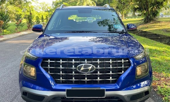 Buy Used Hyundai Verna Blue Car in Bandar Seri Begawan in Brunei-Muara Buy Used Hyundai Verna Blue Car in Bandar Seri Begawan in Brunei-Muara