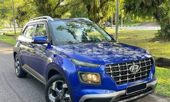 Buy Used Hyundai Verna Blue Car in Bandar Seri Begawan in Brunei-Muara Buy Used Hyundai Verna Blue Car in Bandar Seri Begawan in Brunei-Muara