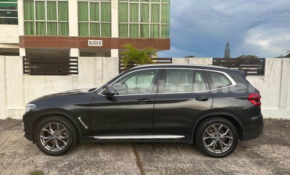 Buy Used BMW 1-Series Brown Car in Bandar Seri Begawan in Brunei-Muara Buy Used BMW 1-Series Brown Car in Bandar Seri Begawan in Brunei-Muara
