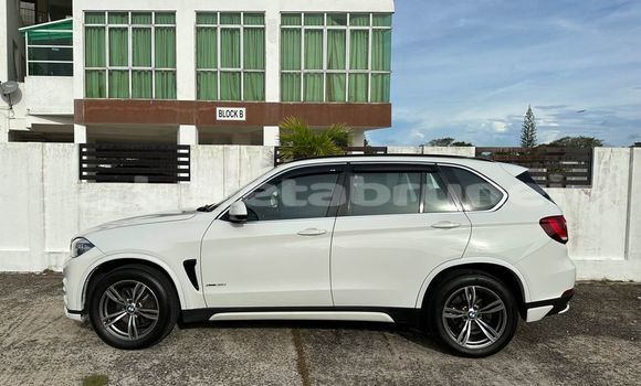 Buy Used BMW X5 White Car in Bandar Seri Begawan in Brunei-Muara