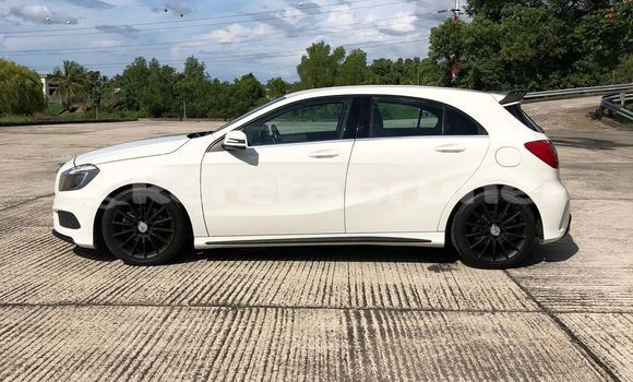 Buy Used Mercedes-Benz A200 White Car in Bandar Seri Begawan in Brunei-Muara Buy Used Mercedes-Benz A200 White Car in Bandar Seri Begawan in Brunei-Muara