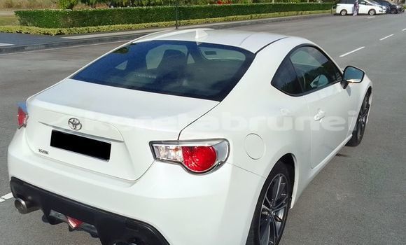 Buy Used Toyota GT86 White Car in Bandar Seri Begawan in Brunei-Muara Buy Used Toyota GT86 White Car in Bandar Seri Begawan in Brunei-Muara