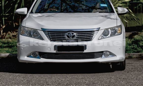 Buy Used Toyota Camry White Car in Bandar Seri Begawan in Brunei-Muara Buy Used Toyota Camry White Car in Bandar Seri Begawan in Brunei-Muara
