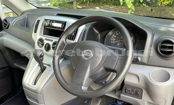 Buy Used Nissan Navara Black Car in Bandar Seri Begawan in Brunei-Muara Buy Used Nissan Navara Black Car in Bandar Seri Begawan in Brunei-Muara