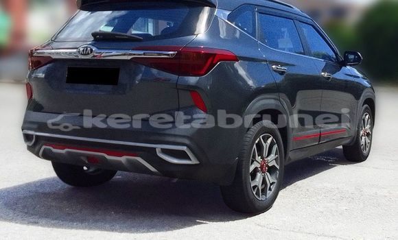 Buy Used Kia Sedona Black Car in Bandar Seri Begawan in Brunei-Muara Buy Used Kia Sedona Black Car in Bandar Seri Begawan in Brunei-Muara