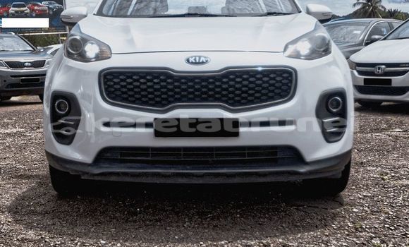 Buy Used Kia Sportage White Car in Bandar Seri Begawan in Brunei-Muara Buy Used Kia Sportage White Car in Bandar Seri Begawan in Brunei-Muara