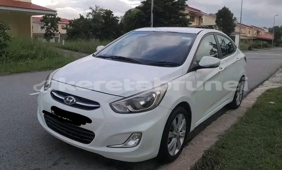 Buy Used Hyundai Cargo Other Car in Tutong in Tutong Buy Used Hyundai Cargo Other Car in Tutong in Tutong