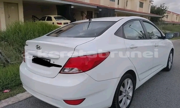 Buy Used Hyundai Cargo Other Car in Tutong in Tutong Buy Used Hyundai Cargo Other Car in Tutong in Tutong