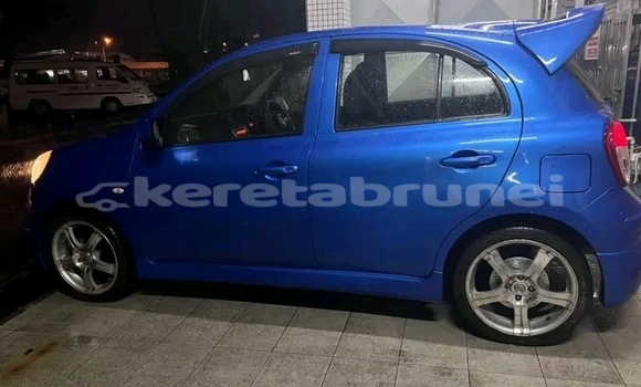 Buy Used Fiat 124 Sport Spider Blue Car in Tutong in Tutong Buy Used Fiat 124 Sport Spider Blue Car in Tutong in Tutong