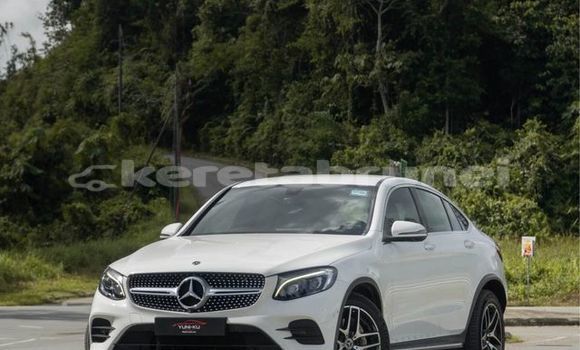 Buy Used Mercedes-Benz GLC White Car in Bandar Seri Begawan in Brunei-Muara Buy Used Mercedes-Benz GLC White Car in Bandar Seri Begawan in Brunei-Muara