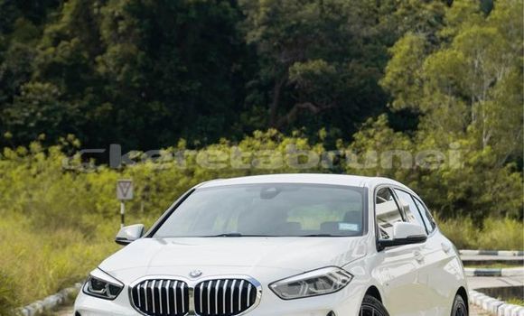 Buy Used BMW 1er White Car in Bandar Seri Begawan in Brunei-Muara