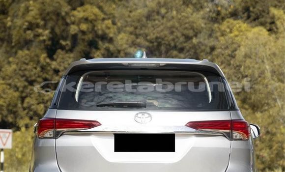 Buy Used Toyota Fortuner Other Car in Bandar Seri Begawan in Brunei-Muara Buy Used Toyota Fortuner Other Car in Bandar Seri Begawan in Brunei-Muara