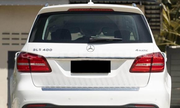 Buy Used Mercedes-Benz GLS-klasse White Car in Bandar Seri Begawan in Brunei-Muara Buy Used Mercedes-Benz GLS-klasse White Car in Bandar Seri Begawan in Brunei-Muara