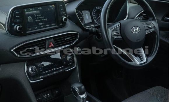 Buy Used Hyundai Santa Fe Other Car in Bandar Seri Begawan in Brunei-Muara Buy Used Hyundai Santa Fe Other Car in Bandar Seri Begawan in Brunei-Muara