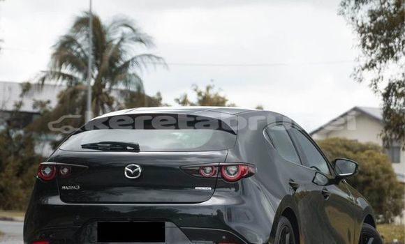 Buy Used Mazda 3 Black Car in Bandar Seri Begawan in Brunei-Muara Buy Used Mazda 3 Black Car in Bandar Seri Begawan in Brunei-Muara