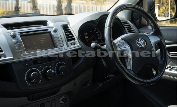 Buy Used Toyota Hilux Black Car in Bandar Seri Begawan in Brunei-Muara Buy Used Toyota Hilux Black Car in Bandar Seri Begawan in Brunei-Muara