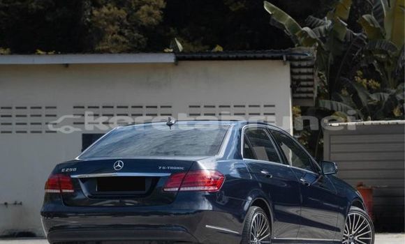 Buy Used Mercedes-Benz E–Class Black Car in Bandar Seri Begawan in Brunei-Muara Buy Used Mercedes-Benz E–Class Black Car in Bandar Seri Begawan in Brunei-Muara